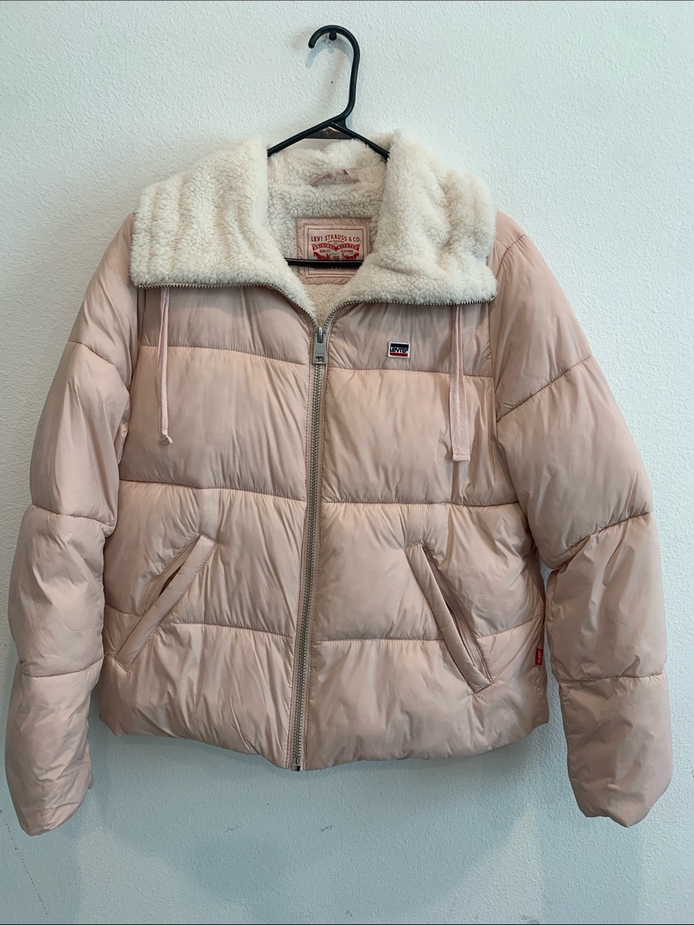 Levi’s Ladies Puffer Jacket - Picture 9 of 14